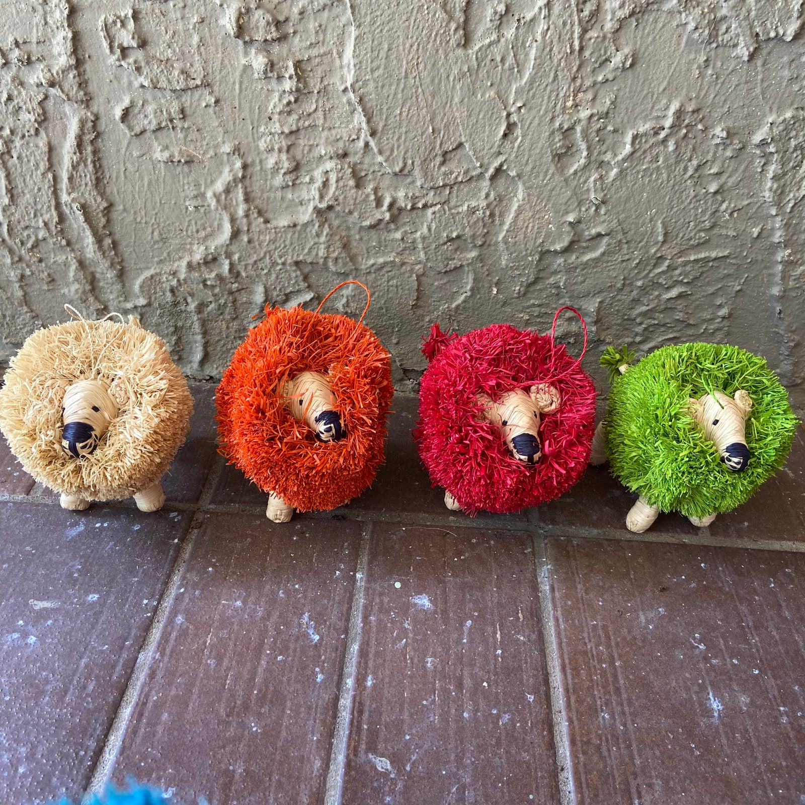 Raffia Lions- Medium