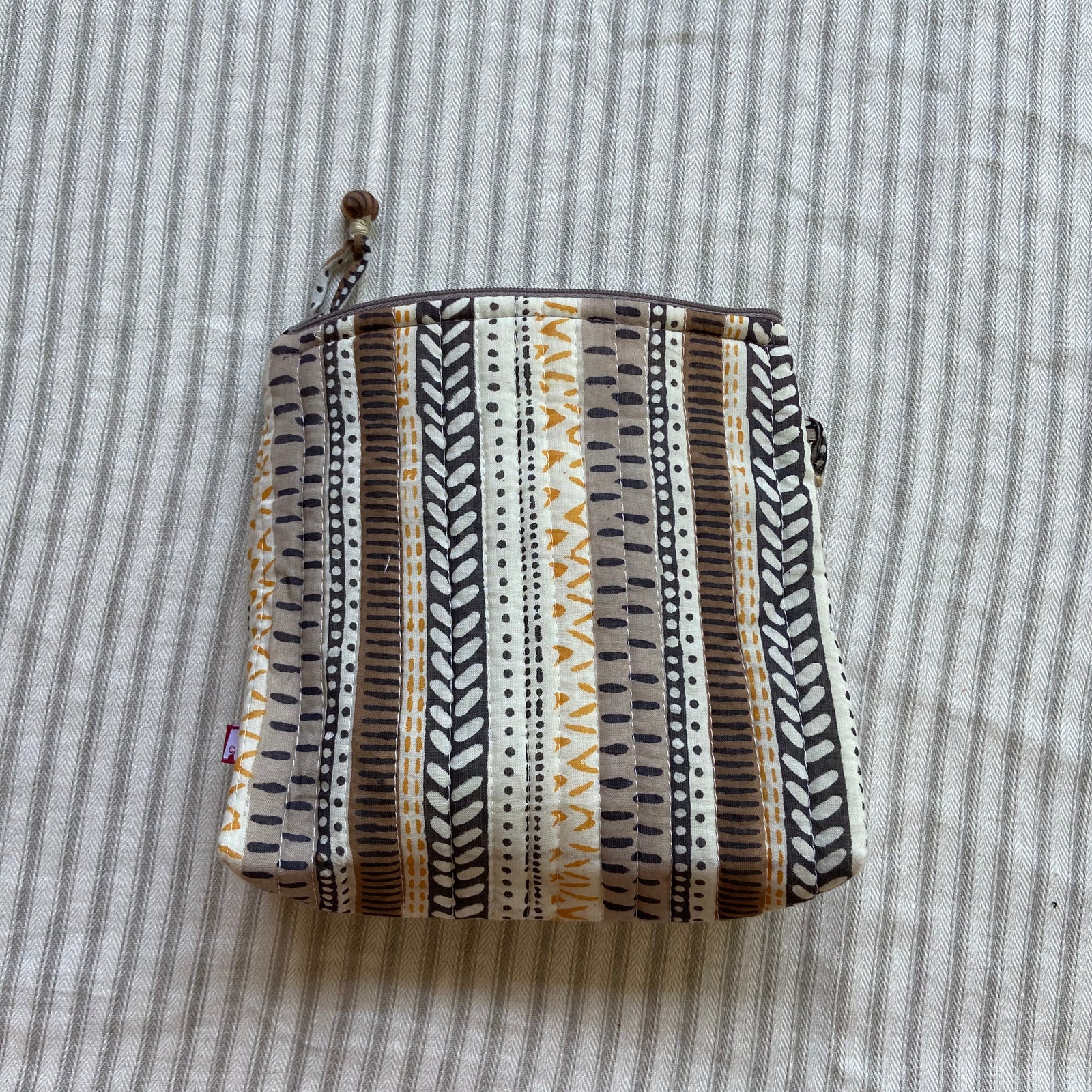 Neutral Patterned Makeup Bag