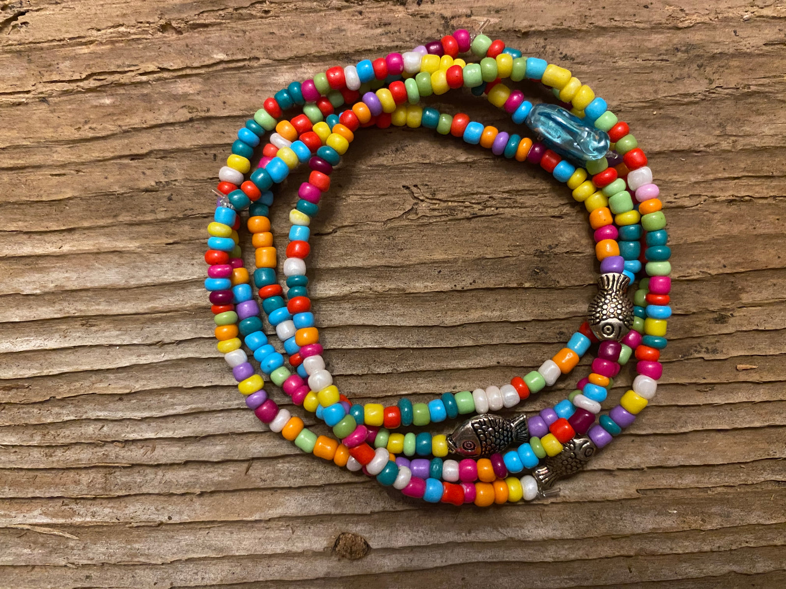 Bracelet candy colored seed beads with fish accent bead