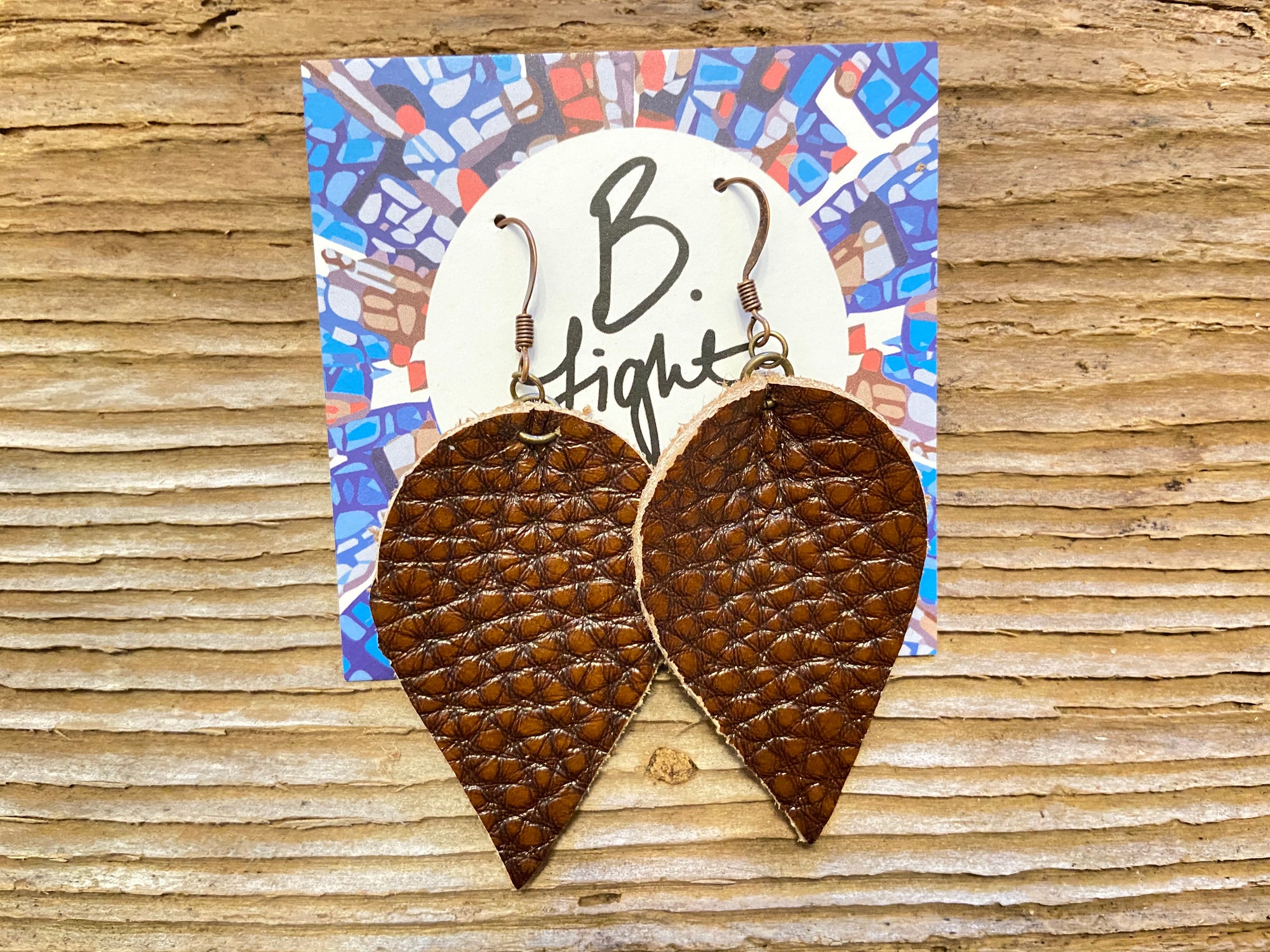 B. Light Earrings - Teardrop Brown Leather Leaves