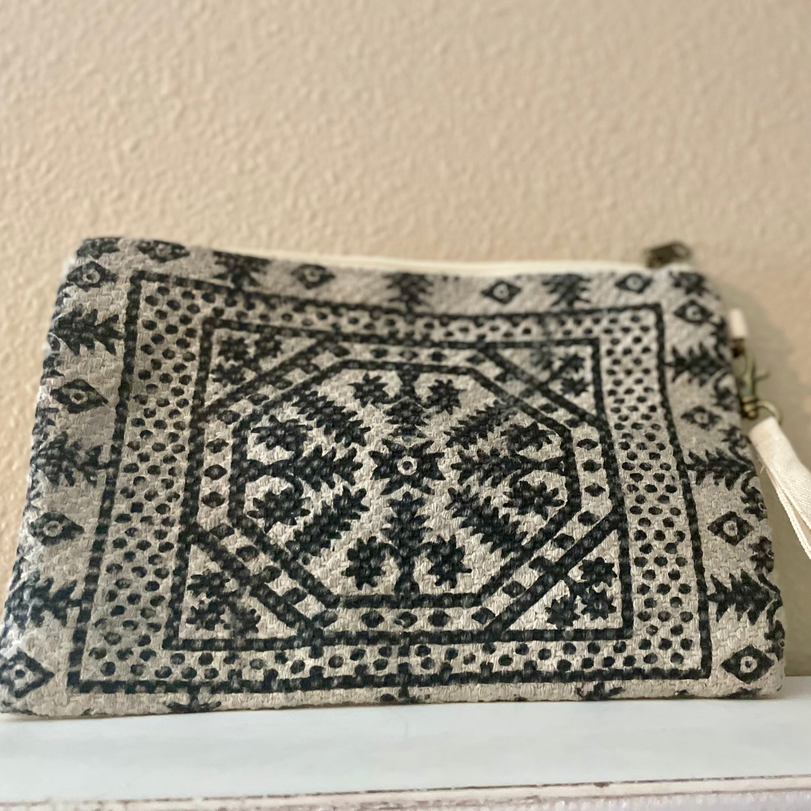 K&K Clutch Handbag-Black & White Pattern