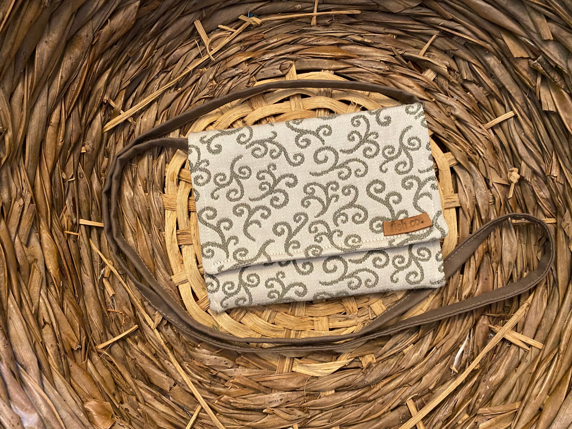 Small Satchel cream and olive pattern with textured pearl inside