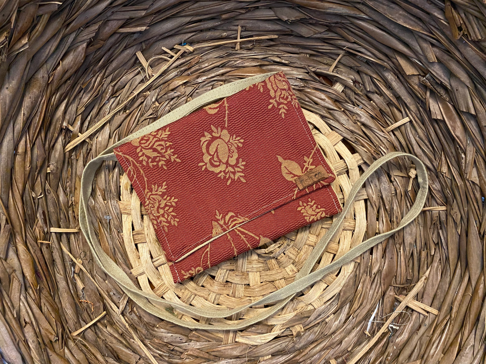 Small Satchel rust and oatmeal flower pattern with velvety gold inside